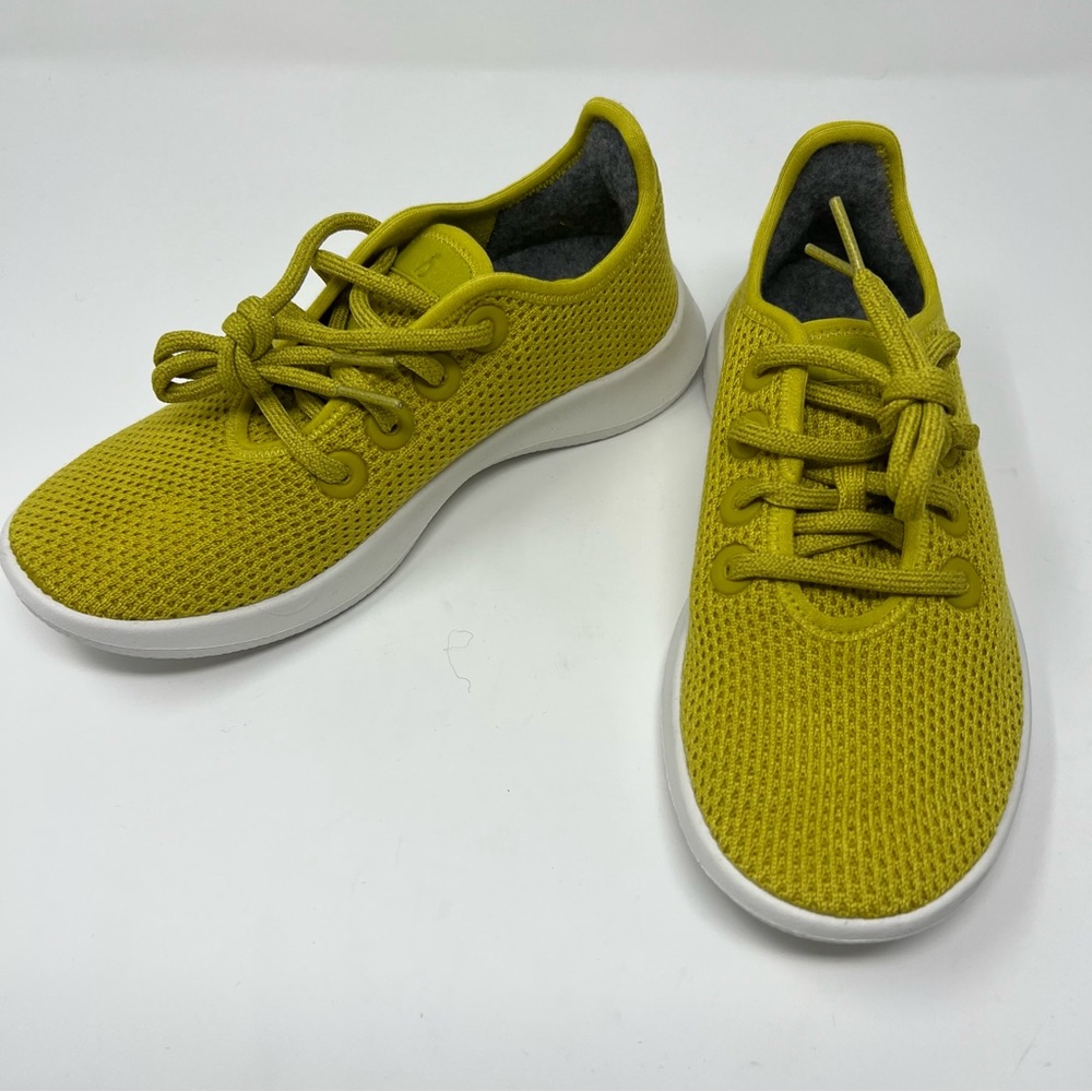 Allbirds Tree Runners Sneakers in Yellow Women Sz 5